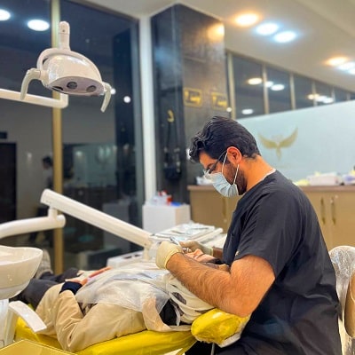 دکتر محمد نوری متخصص ارتودنسی کلینیک دندانپزشکی هما